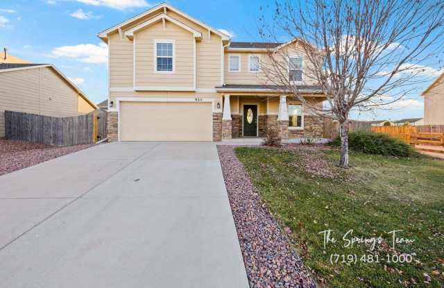 STUNNING 2-STORY HOME on CORNER LOT in CUCHARAS RANCH - 9511 Desert Lily Circle, El Paso County, CO 80925