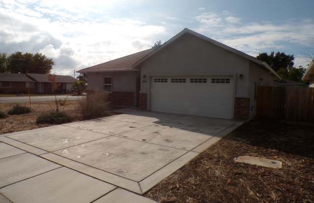 2981 11th Street - 2981 11th Street, Biggs, CA 95917