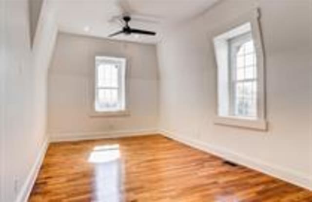 203 North Esplanade Street - 2 Gallery 2
