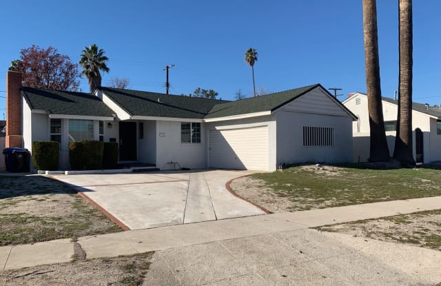 7701 Beeman Ave - 7701 Beeman Avenue, Los Angeles, CA 91605