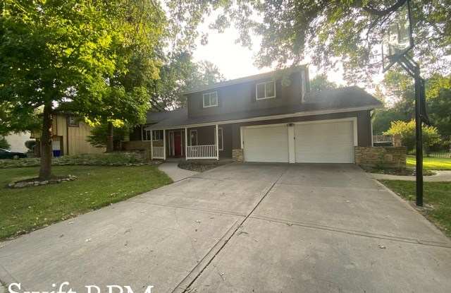 1110 South Avalon Lane - 1110 South Avalon Lane, Olathe, KS 66062