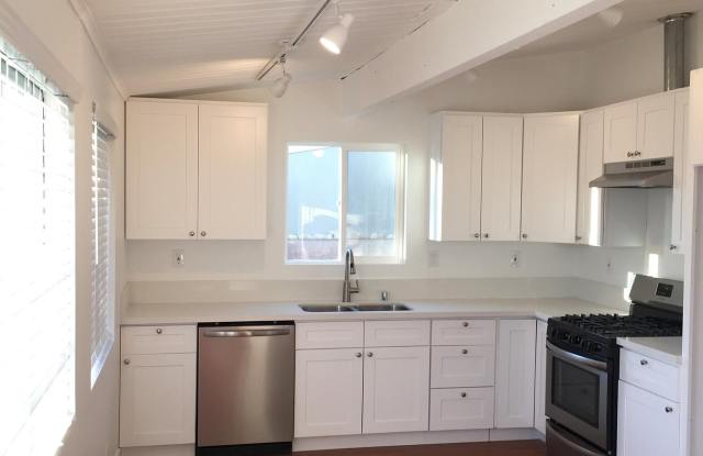 8601 Cantaloupe Avenue Gallery 2
