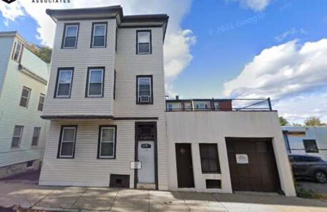 113 Orleans St. photos photos