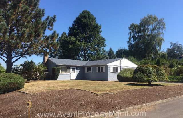 10307 SE Flavel Ct - 10307 Southeast Flavel Court, Portland, OR 97266