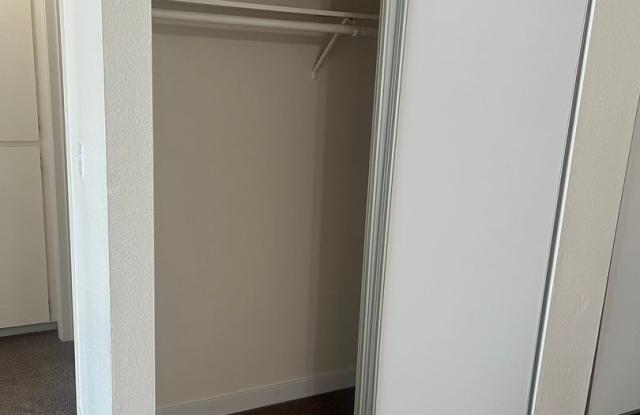 #251 PINE CREST APARTMENTS Gallery 4