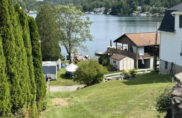 126 Evergreen Lane Gallery 2