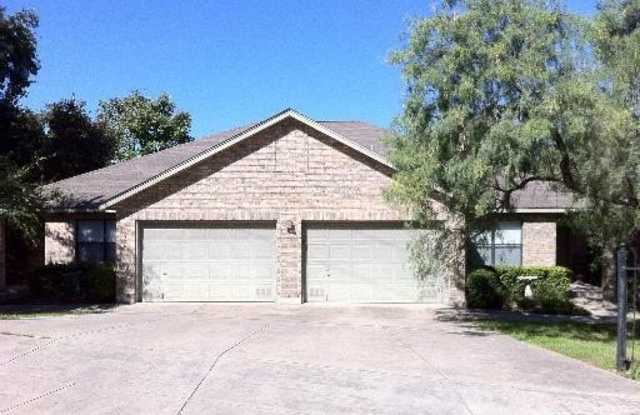 343 Rainbow Dr - 343 Rainbow Drive, San Antonio, TX 78209