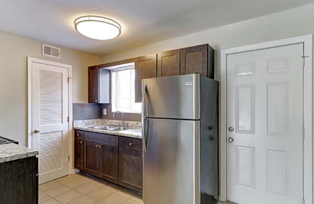 Wingate apartments photos photos