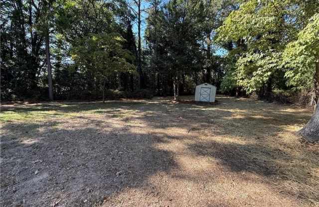 2843 Hermitage Drive Gallery 2