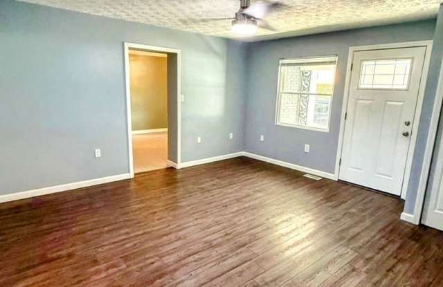 Spacious 6BR House in New Lebanon Gallery 4