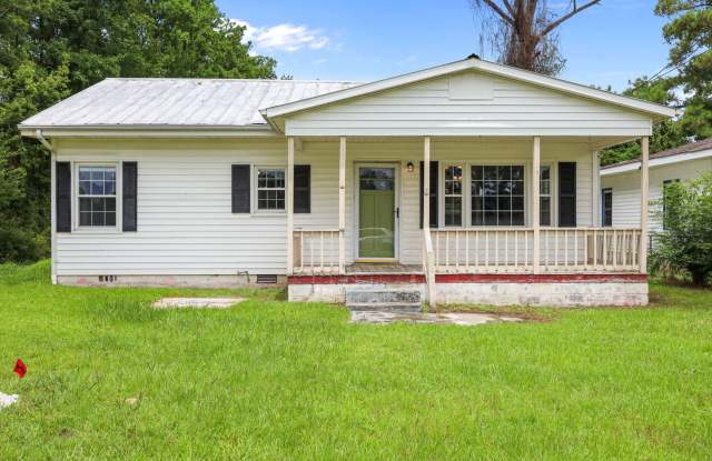Welcome to Burgaw Highway! - 1230 Burgaw Highway, Onslow County, NC 28540