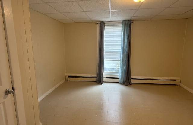 604 Burgess Street - 1 Gallery 4