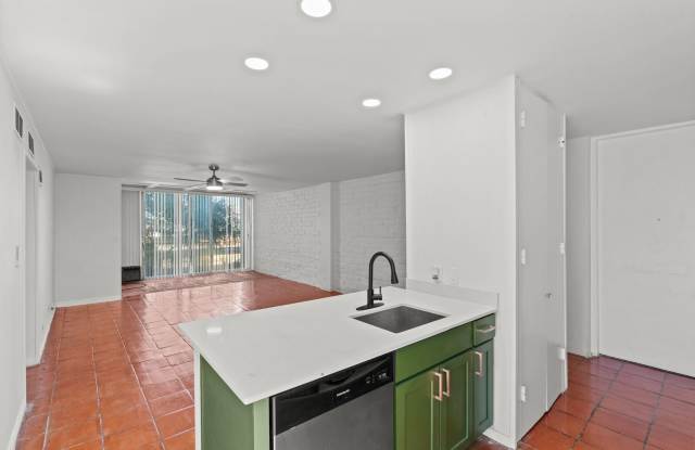 Four Oaks Apartments photos photos