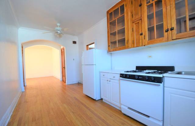 4830 West Addison Street photos photos