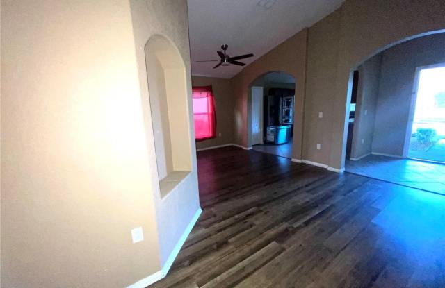 273 TOWER VIEW Drive E Gallery 4
