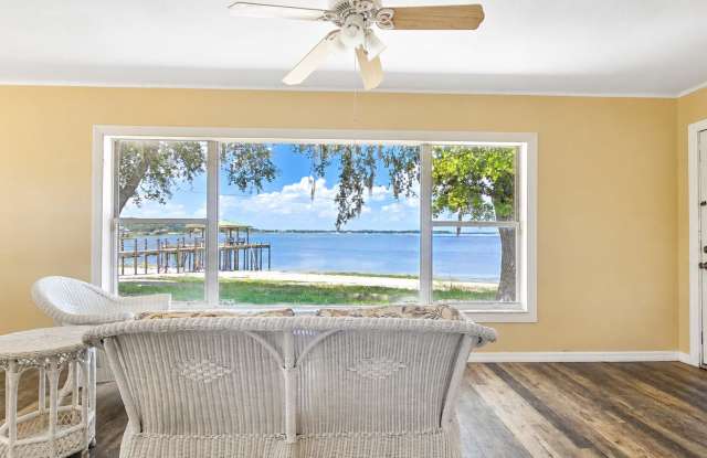 253 Blackwell Villa Cove Gallery 4