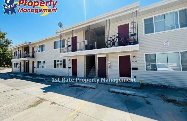 1215 W. Beacon Street photos photos