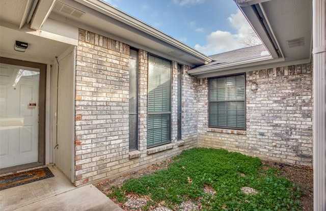 4207 Meadow Park Drive Gallery 3