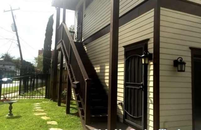 222 Drennan St Gallery 2