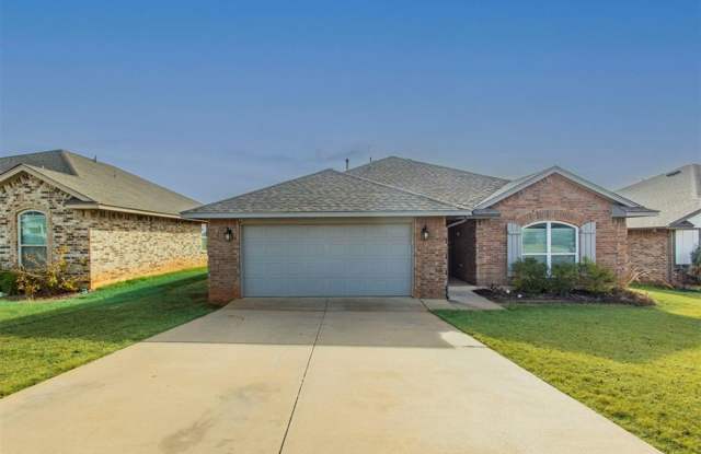 (3) Bed/(2) Bath in Bellatona Addition! Avail NOW! photos photos