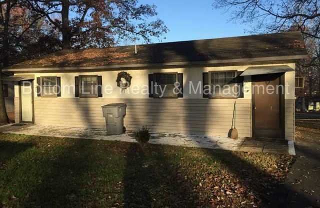 Spacious, affordable one bedroom apartment in a great location! Gallery 3