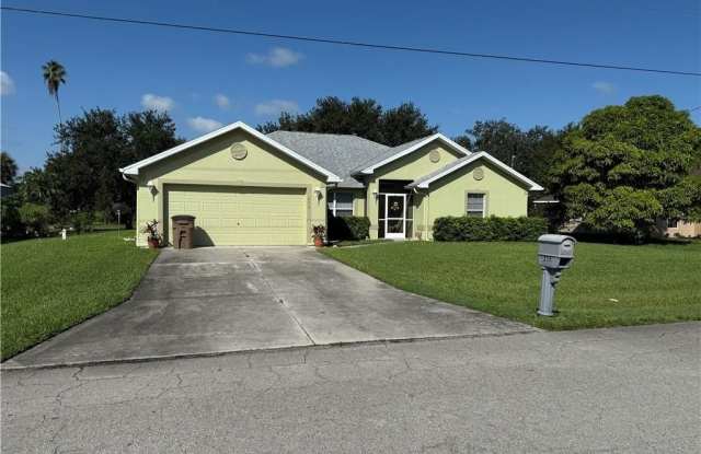 235 David Avenue photos photos