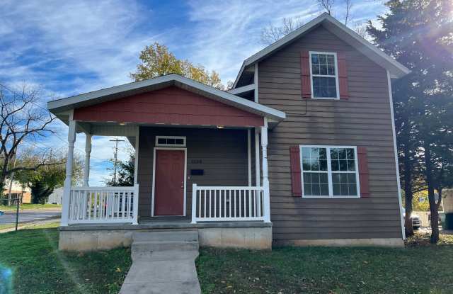 1138 N Sherman - 3 Bed, 2 Bath Home photos photos