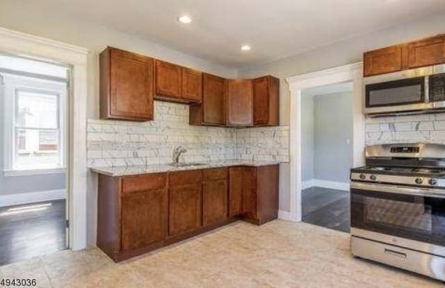 506 NORWOOD ST - 506 Norwood Street, East Orange, NJ 07018
