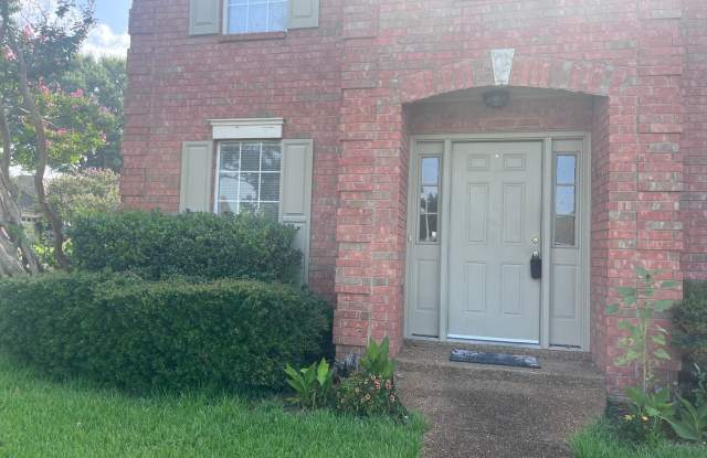 Renovated house in quite Neighborhood Gallery 3