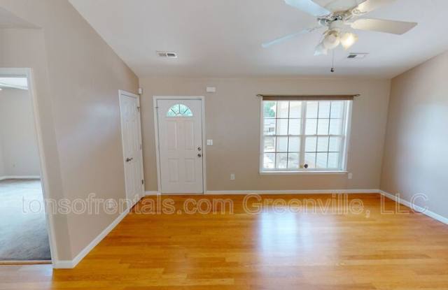 226 Heatherbrook Drive Gallery 2