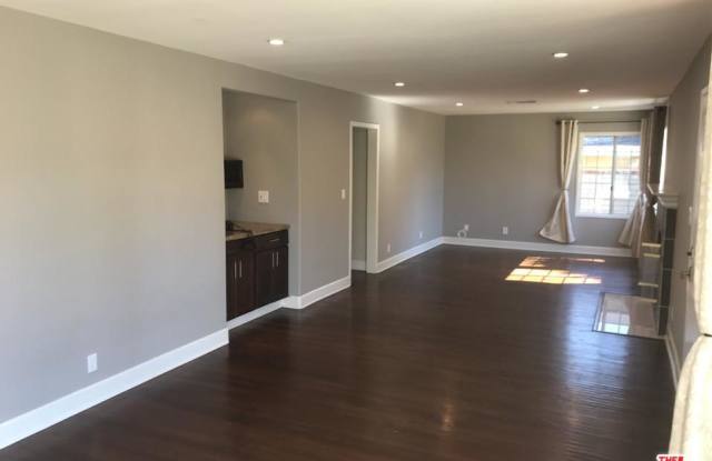 22701 HATTERAS Street Gallery 2