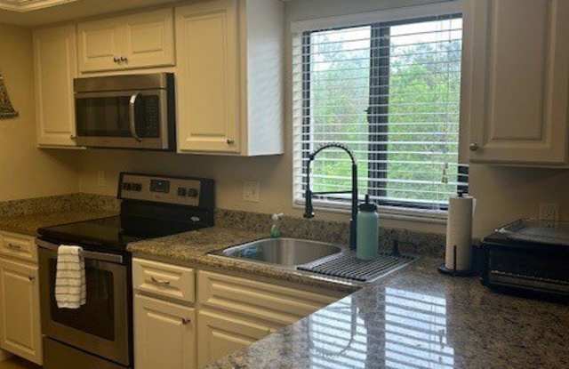 13663 McGregor Village Drive unit: 20 photos photos