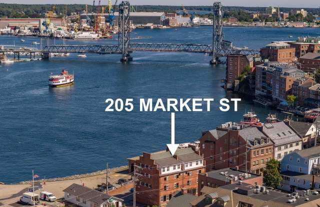 205 Market Street Gallery 1