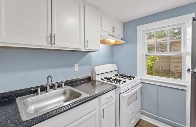 Charming Renovated 1-Bedroom Rental in Browns Mills – Bright, Cozy & Move-In Ready! photos photos Charming Renovated 1-Bedroom Rental in Browns Mills – Bright, Cozy & Move-In Ready! photos photos