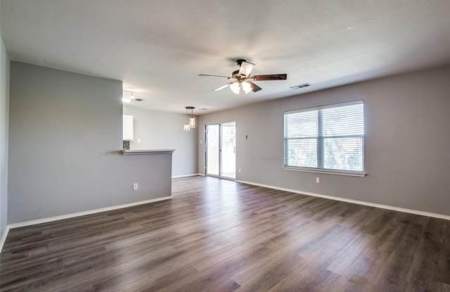 2413 Briar Forest Drive Gallery 4