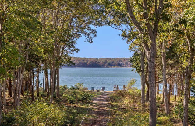 289 Three Mile Harbor Hog Creek Road Gallery 3