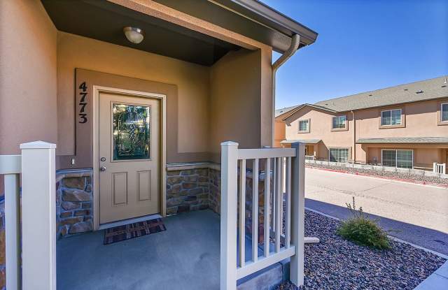 3 bed 3 bath townhome in gated community w/ pool and gym + 2 car garage! photos photos