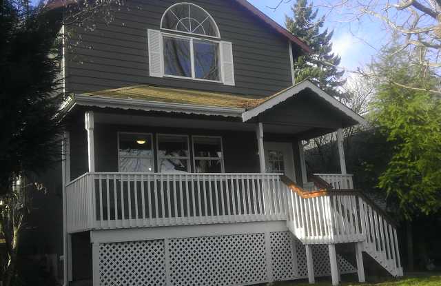 2116 E Grand Ave photos photos