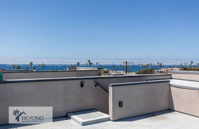 **** OCEAN VIEWS -3 STORY- RETREAT- ROOF TOP -PET FRIENDLY !!!! photos photos