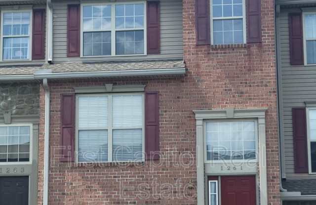 1261 Wanda Drive photos photos