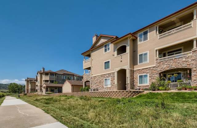 9538 W San Juan CirUnit 306 Gallery 2
