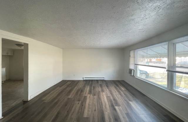For Rent: 2509 E. 16th St. 3 Bedroom 2 Bathroom Home Pet Friendly Home in Muncie! photos photos