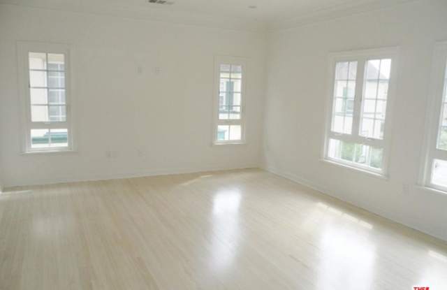 9555 OLYMPIC Gallery 4
