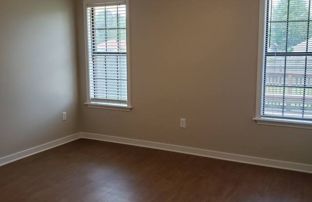 312 Green Meadow Drive Gallery 4
