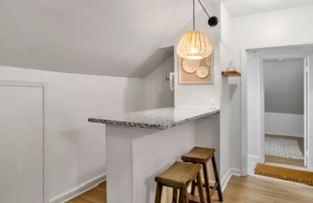 4003 Devine St photos photos