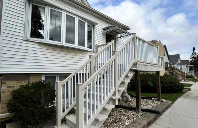 5540 S kolin Avenue - 5540 South Kolin Avenue, Chicago, IL 60629