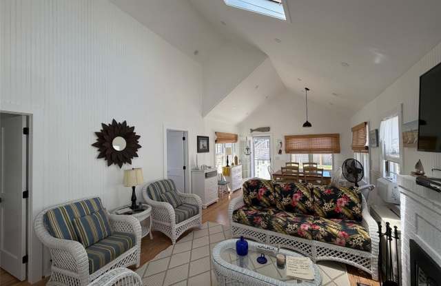 760 Ocean Breeze Walk Gallery 3