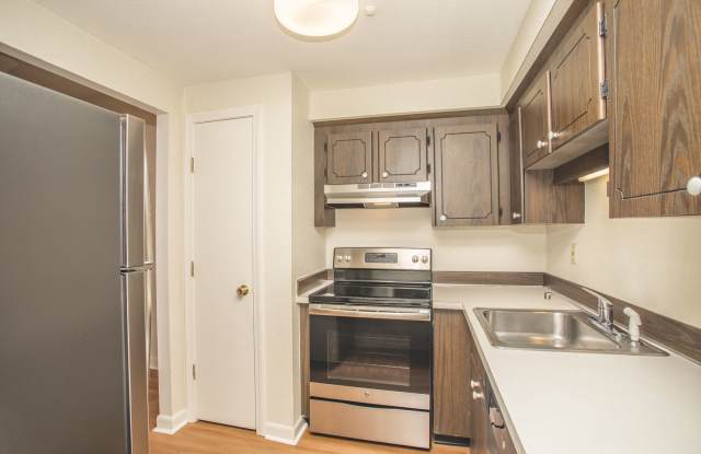 Royal Crest Estates Nashua Gallery 2