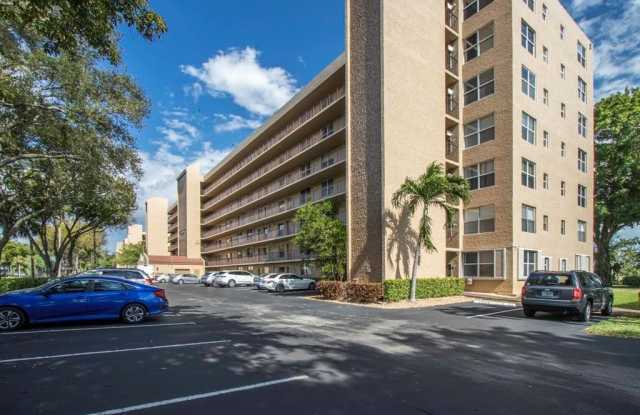 4550 NW 18th Ave photos photos