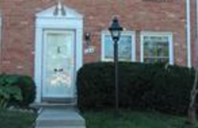 104 N COLLEGE DRIVE - 104 North College Drive, Sterling, VA 20164